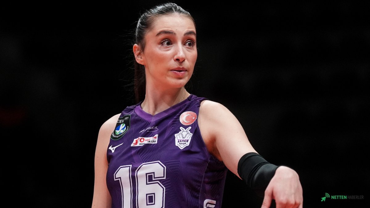 Fenerbahçe'den Dev Transferler: Saliha Şahin ve Kübra Akman'ın Kadroya Katılması Voleybol Dünyasını Salladı!