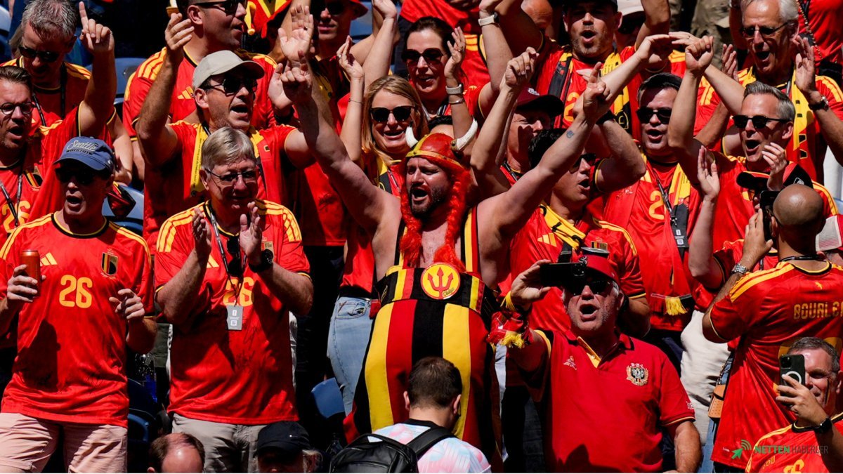 2026 Dünya Kupası'nda Taraftarlar 'Cep Yakan' Gerçekle Yüzleşti: Rekor Fiyatlar ve Kavurucu Sıcaklar Futbol Şölenini Gölgeliyor!