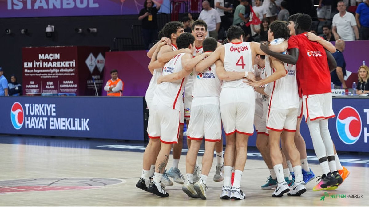 Genç Devler Sahne Aldı! Türkiye, Dünya Kupası'nda Çeyrek Final Heyecanını Yaşatıyor!