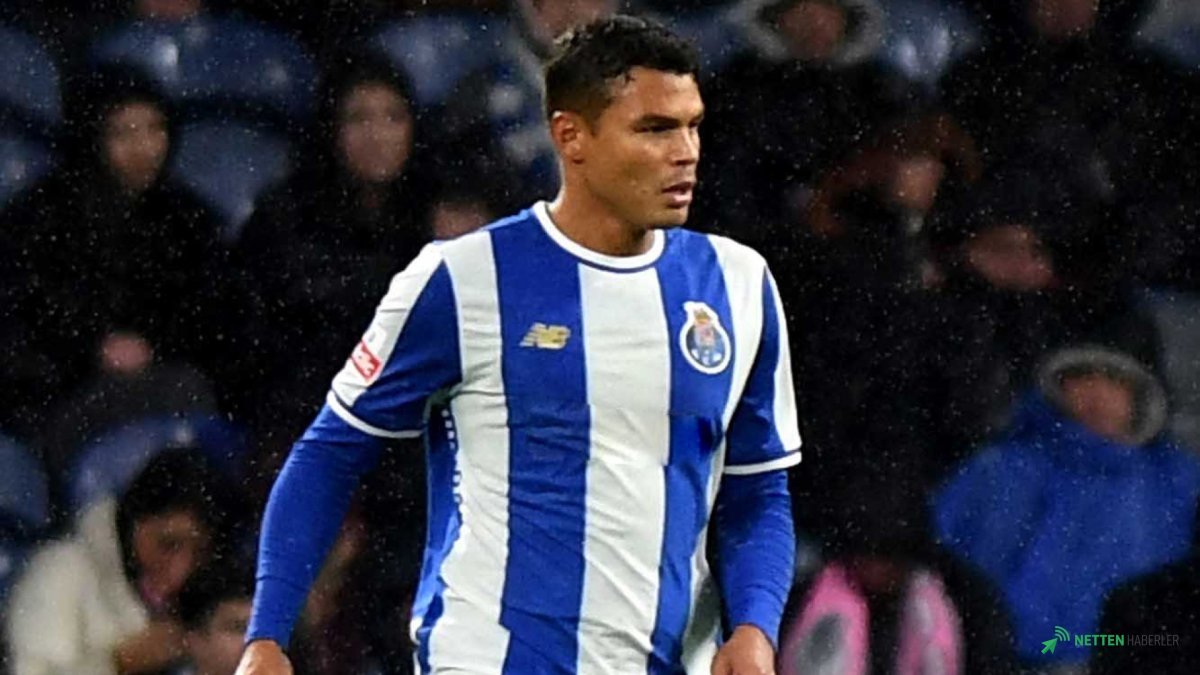 Rio'dan Gelen Muhteşem Haber: Brezilya Yıldızı, İmzalayacağı Tarihle Futbola Veda Ediyor!