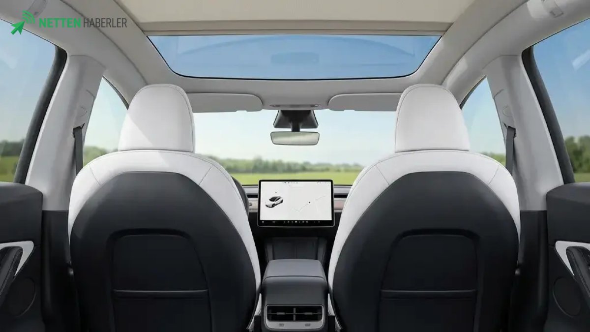 Tesla'dan Sürpriz Gelişme: Model Y'ye Sıcak Yazlar İçin Çözüm Geldi! Cam Tavan Keyfi Yeniden Tanımlanıyor!