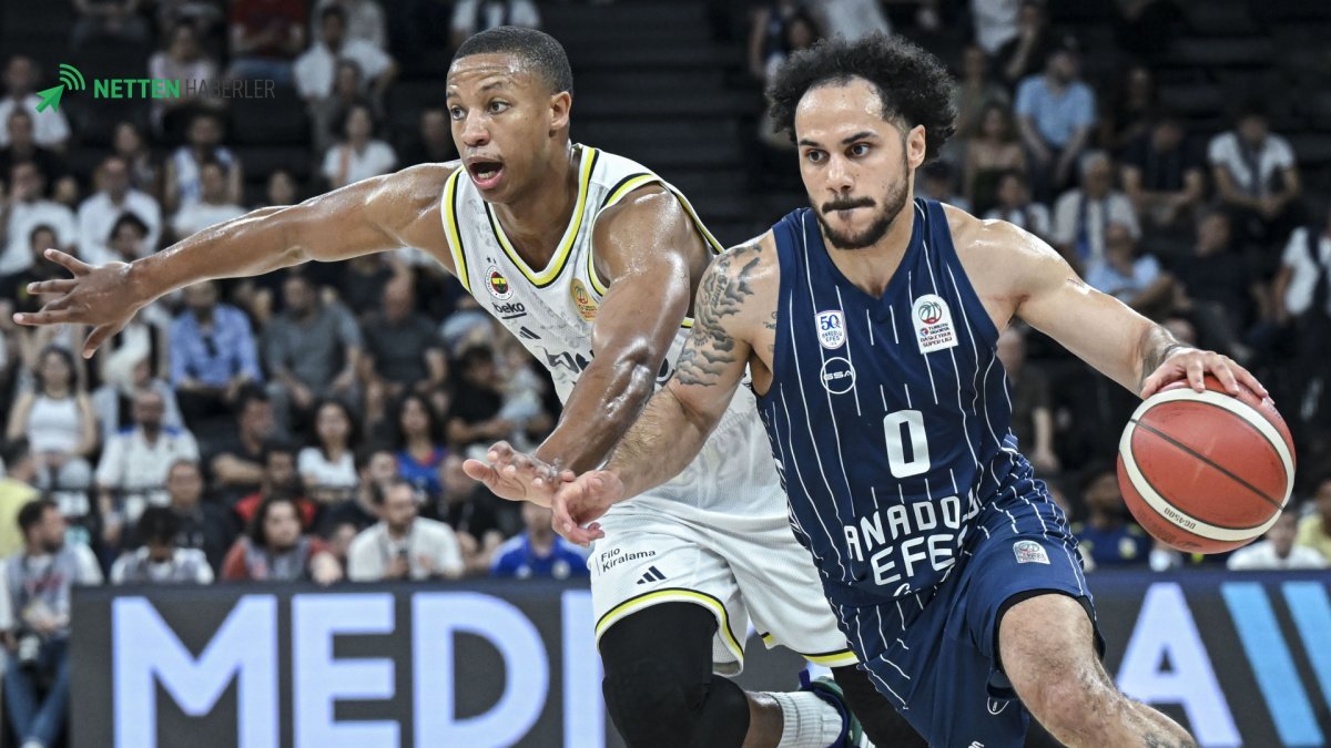 Play-off Ateşi Yükseliyor: Anadolu Efes, Fenerbahçe Beko Serisinde Durumu 2-1'e Taşıdı!