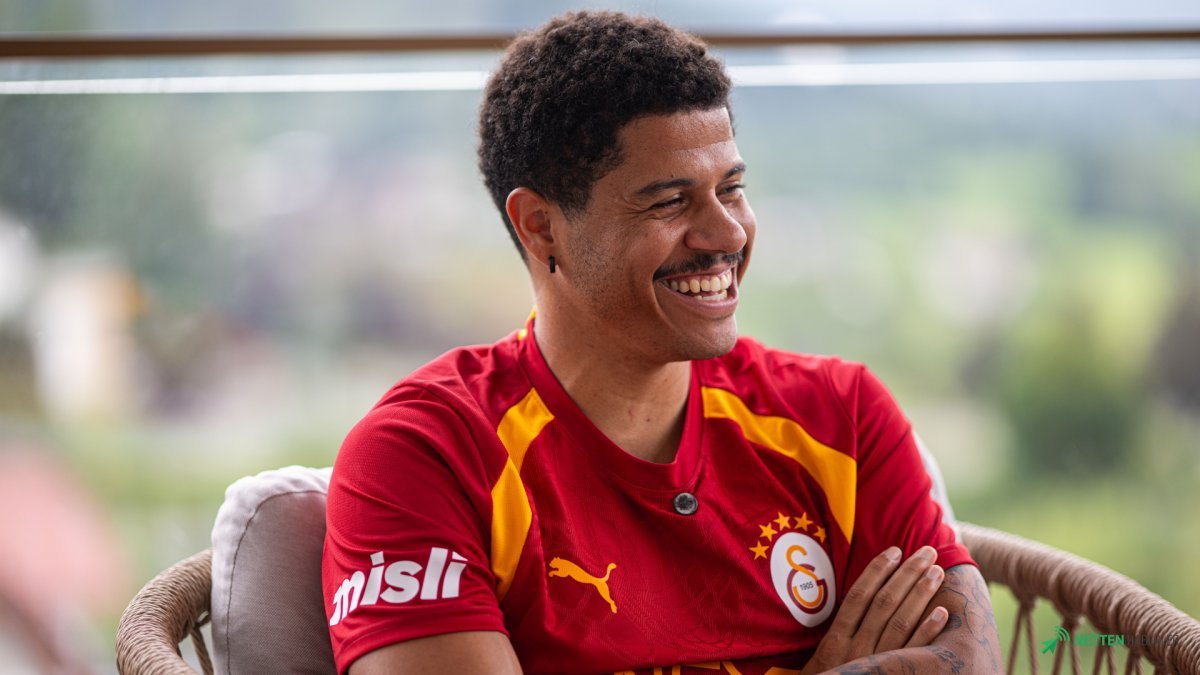 Galatasaray'ın Yıldız İsmi Şok İddiaları Yalanladı: 'Hayalim Premier Lig Ama Asıl Hedefim Bu!'