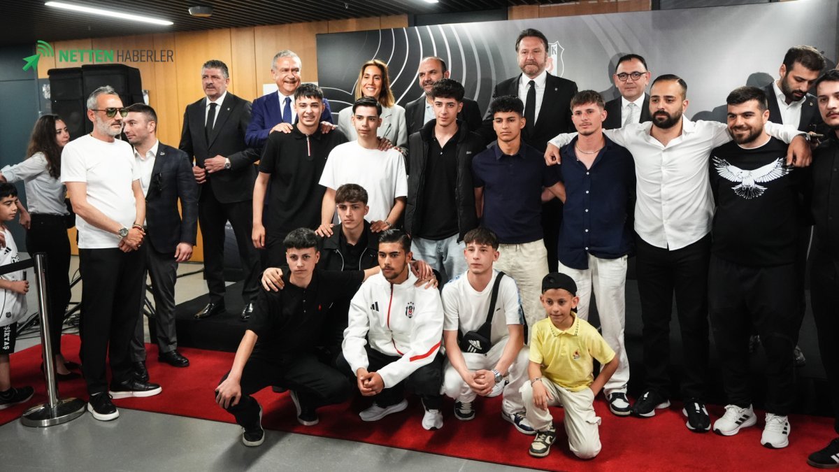 Beşiktaş Ailesi Kurban Bayramı'nda Tüpraş Stadı'nda Buluştu: Birlik ve Beraberlik Mesajları Camianın Geleceğine Yön Verdi