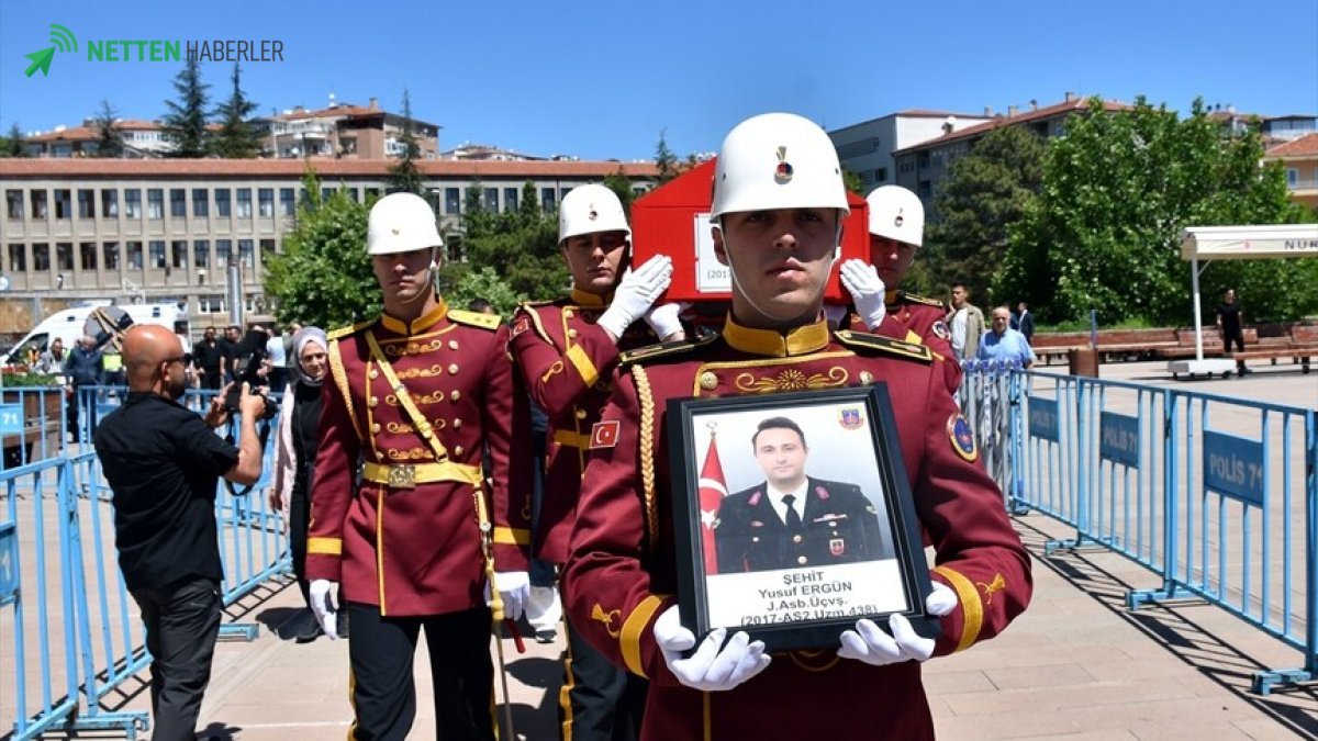Trafik Kazası Değil, Kahramanlık Yolu: Şehit Astsubay Yusuf Ergün'den Gözyaşları İçinde Veda!