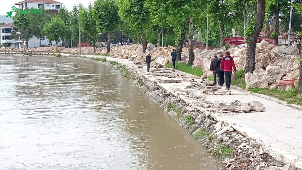 Tokat'ta Can Güvenliği Tehlikede! Okul ve Köyde Eğitim Tatil Edildi