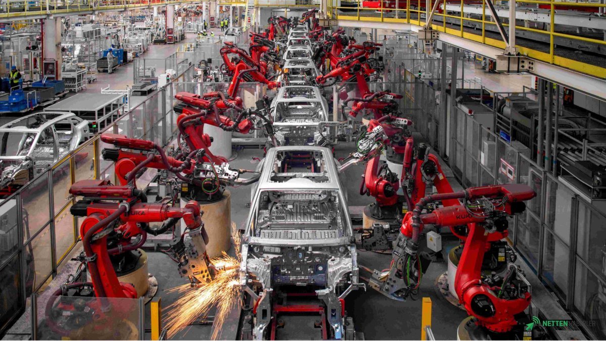 BYD'nin Çekilmesi Şoku! Otomotivde Türkiye'nin Yeni Stratejisi Şekilleniyor: Fırsatlar ve Tehlikeler Dengesi!