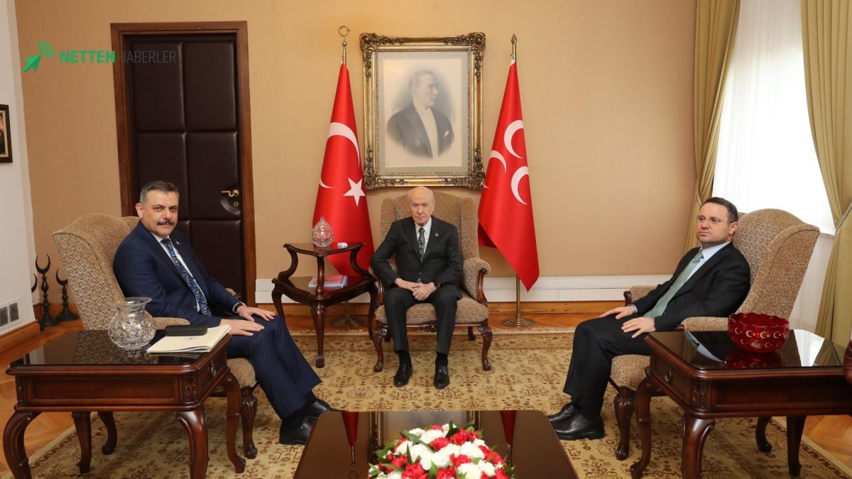 BAKANLARDAN BAHÇELİ'YE MHP KULİSLERİNİ HAREKETLENDİREN ZİYARET: MİLLİ MESELELER MASAYA YATIRILDI MI?