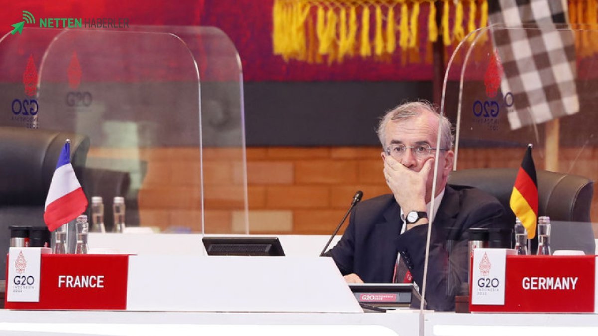 Fransa Ekonomisi Sarsıntıda: Merkez Bankası'ndan Şaşırtan Açıklama! Büyüme Beklentileri Güncelleniyor
