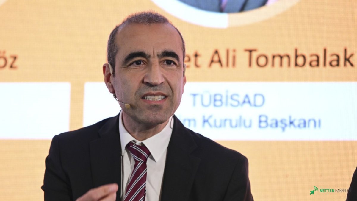 Yazılımda Çılgın Yükseliş: Teknoloji Sektörü Zirveye Tırmanıyor, Rakamlar Nefes Kesti!
