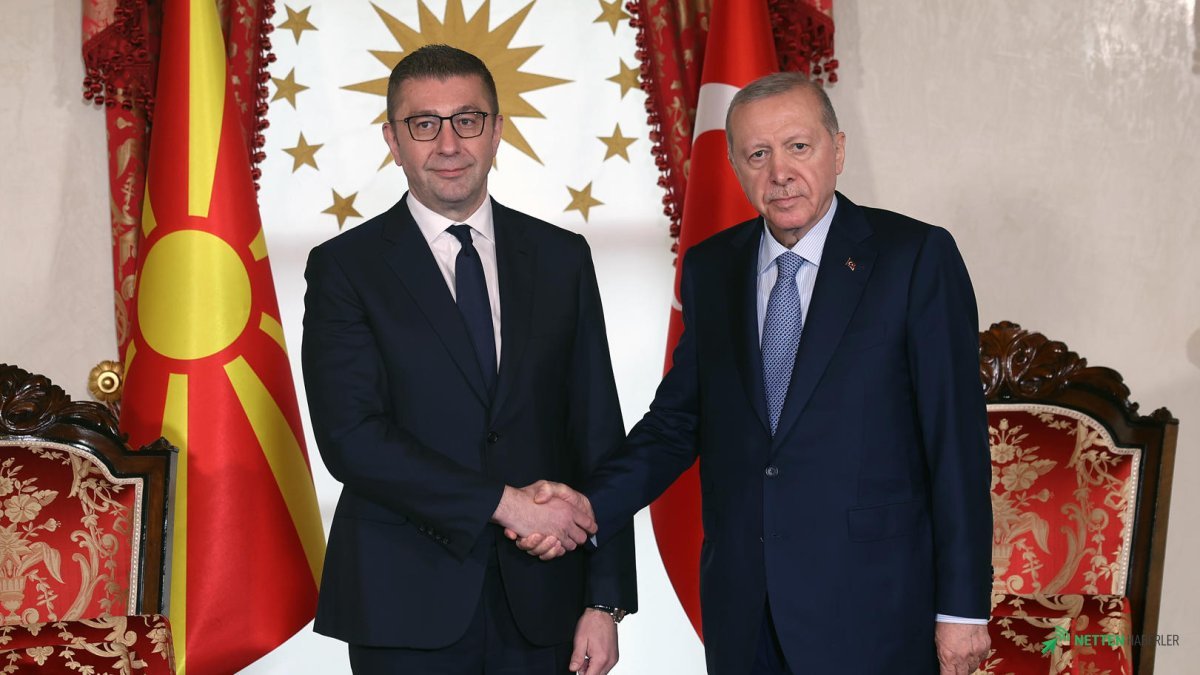 Erdoğan ve Mickoski'den Kritik Görüşme: İki Lider Neleri Masaya Yatırıyor? Detaylar Ortaya Çıktı!