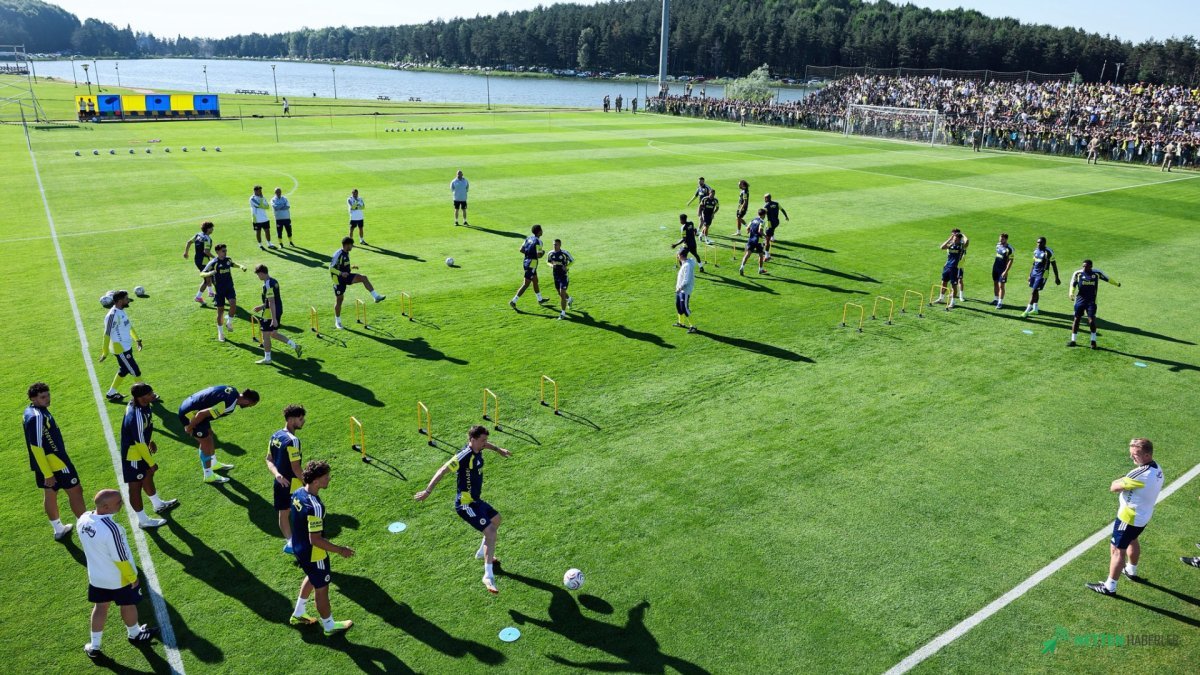 Fenerbahçe'de Sezon Başlangıcı: İsmail Kartal'dan Kritik Hamleler, Parlayan Yıldızlar ve Zorlu Avusturya Kampı Şifreleri!