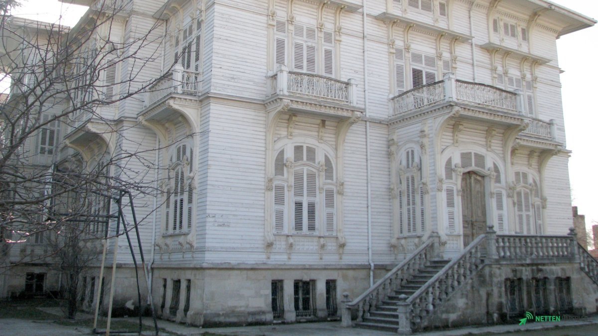 Hababam Sınıfı'nın Unutulmaz Köşkü Şimdi Göz Kamaştıran Bir Finans Merkezine Dönüşüyor: Neden Tam Olarak Burası Seçildi?