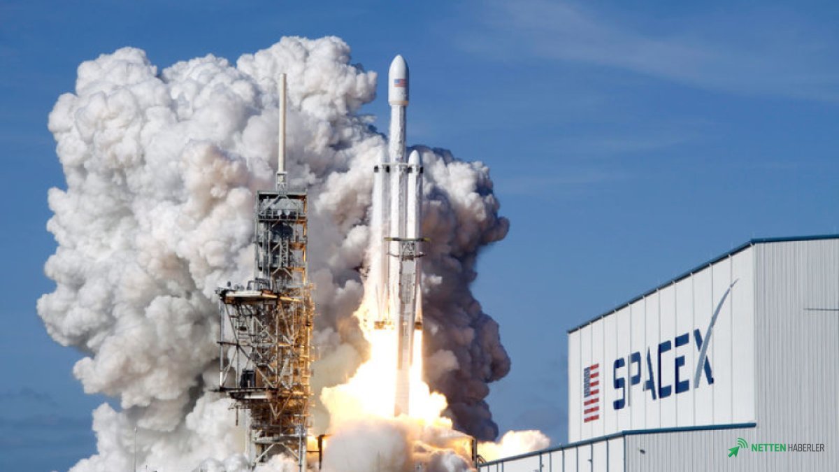 Elon Musk'tan Dev HAMLE: SpaceX'in 75 Milyar Dolarlık Halka Arzında Bankalara ŞOK Teklif!