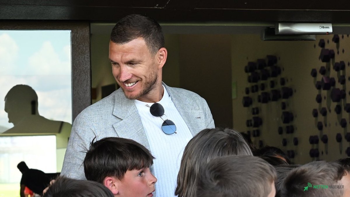 Dzeko'dan Yürek Burkan İtiraf: Savaşın Gölgesinde Büyüyen Çocuklara Umut Mesajı!