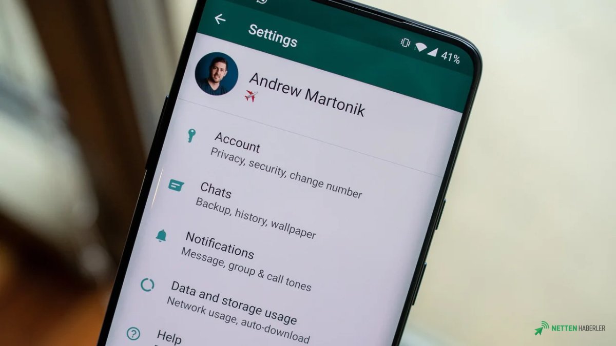 WhatsApp'tan Büyük Yenilik: Android Kullanıcıları iOS Tarzı Menüye Kavuşuyor!