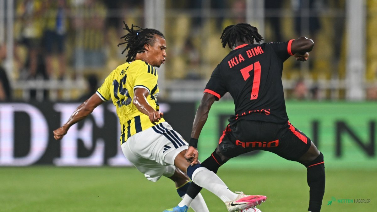 Fenerbahçe Turu Geçti Ama Ake'den Kritik İtiraf: 'Maçı Kendi Kendimize Zorlaştırdık!'