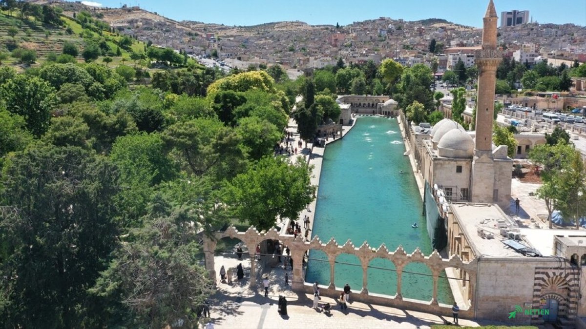 Şanlıurfa Kavruluyor: Termometreler Rekor Kıracak Gibi 43 Dereceyi Gördü!
