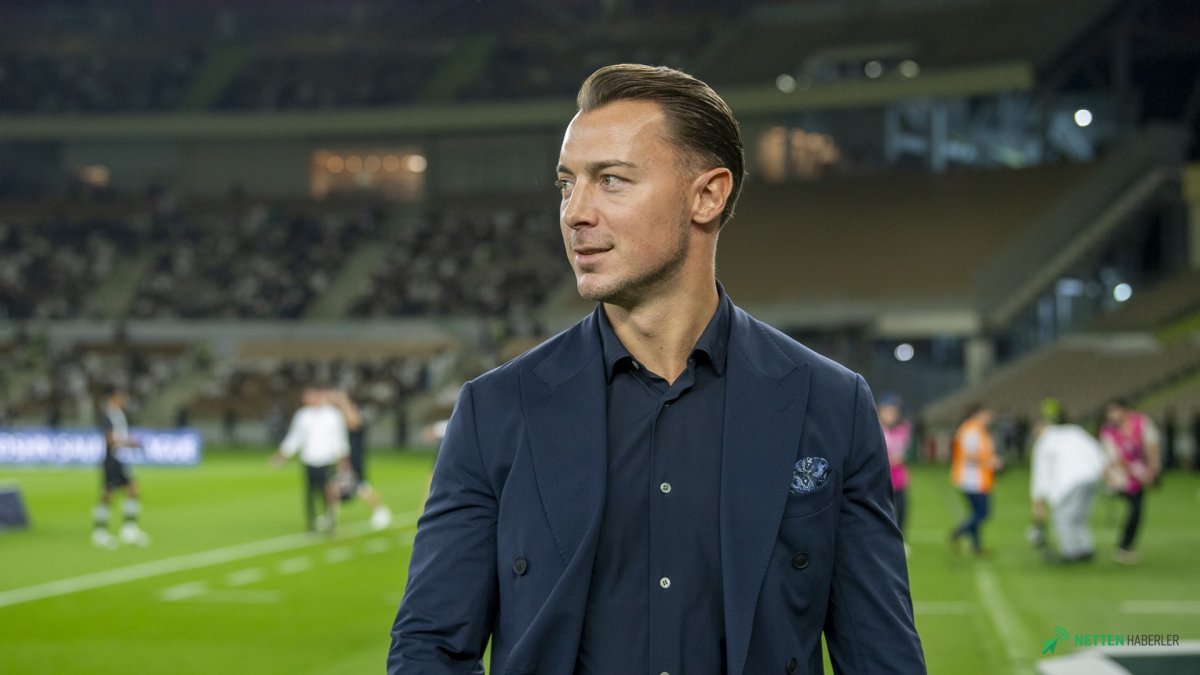 Newcastle United'da Şok Ayrılık Sonrası Dev Sürpriz! İşte Yeni Teknik Patron...