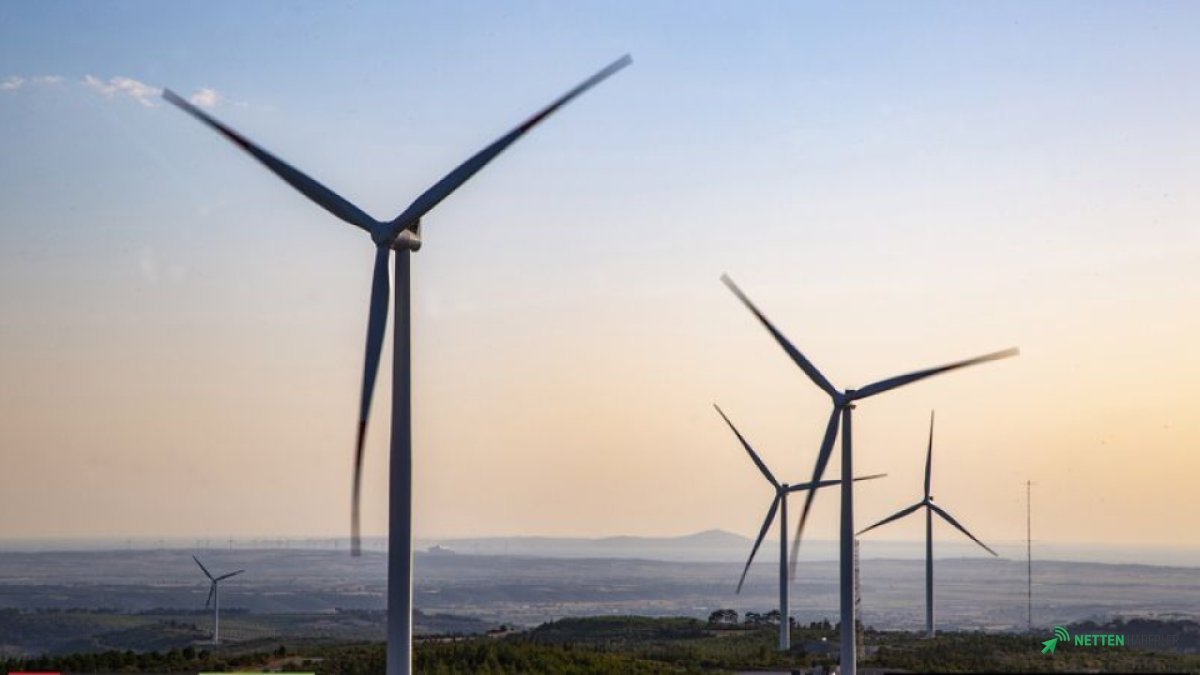 Türkiye'den Nefes Kesen Enerji Rekorları: Hidroelektrik ve Yenilenebilir Kaynaklar Yeni Zirveleri Zorluyor!