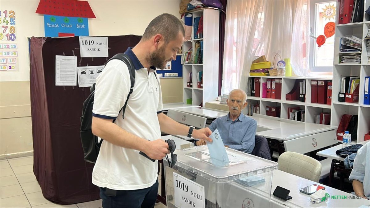 Ara Seçimde Cumhur İttifakı'ndan Ezici Zafer: 5 Belde AK Parti'nin Kontrolünde, MHP'den Sürpriz Başarı!