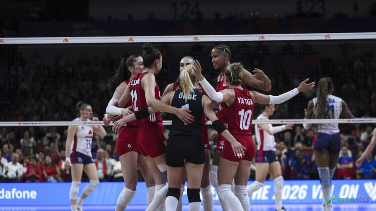 Filenin Sultanları Fransa'yı Süpürdü: Voleybolda Nefes Kesen Mücadelede Muhteşem Zafer!
