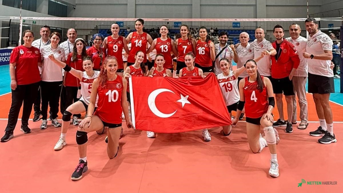 Genç Filenin Sultanları Sahne Aldı: Dünya İkinciliği Gururu, Erkekler Şampiyon!