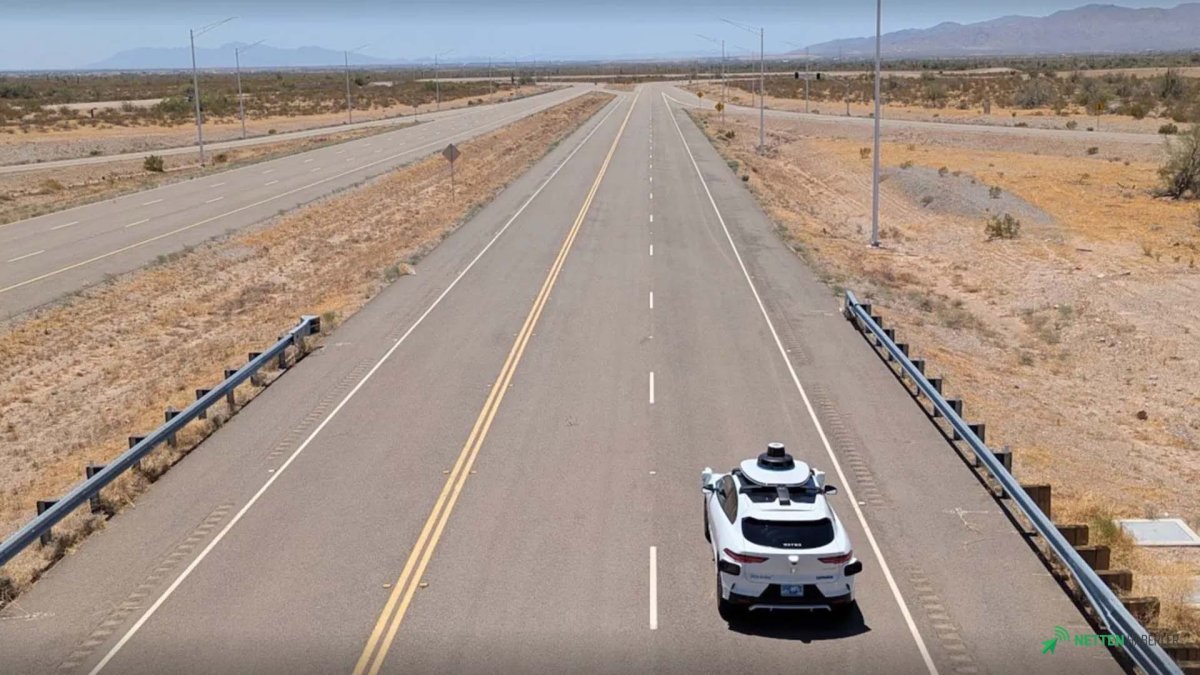 Apple'ın Dev Alanı Waymo'nun Oldu: Otonom Sürüş Geleceği İçin Kritik Anlaşma!