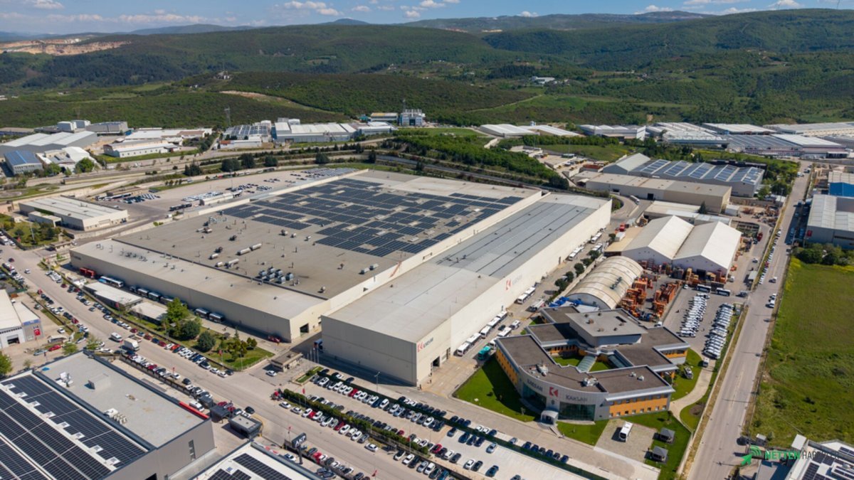 Karsan Fabrikasında Devrim: Elektrik Artık Güneşten Üretiliyor! Üretim Süreçleri de Yeşil Dönüşüme Giriyor