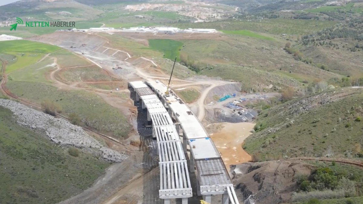 Anadolu'nun Kalbinden Doğuya Yeni Köprü: 42 İli Birleştiren Otoyolda Büyük İlerleme