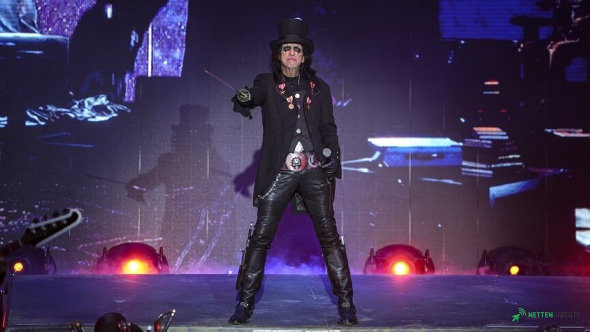 Rock Efsanesi Alice Cooper İstanbul'u Salladı! Unutulmaz Bir Geceye İmza Attı