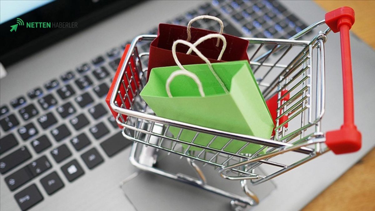 Türkiye'nin İkinci El E-Ticaretindeki Şaşırtıcı Trend: Gömlek Adet Şampiyonu, Cep Telefonu Ciro Lideri Oldu